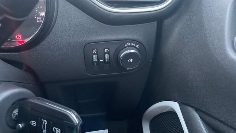 Vauxhall Crossland 1.2 Griffin 5dr Petrol Hatchback